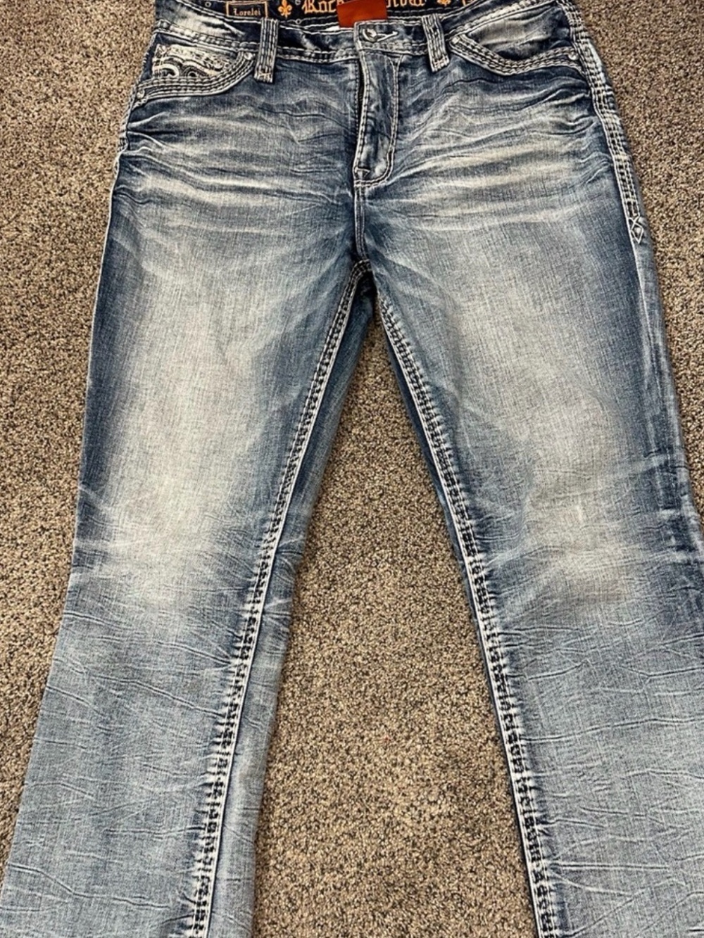Women’s Light Wash Blue Jeans